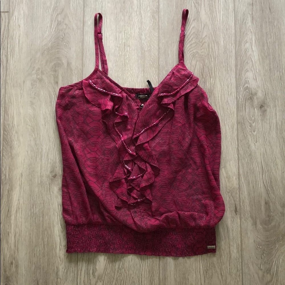 Guess Women’s Size Small Ruffled Maroon Blouse